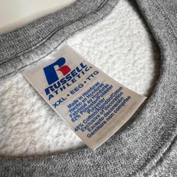 Vintage Russell Athletic Gray Crewneck Sweatshirt XXL – Classic Fit, Cotton - Picture 3 of 8